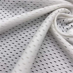 Breathable warp knitting 100% polyester 75D mesh fabric for sportswear 3 Breathable warp knitting 100% polyester 75D mesh fabric for sportswear